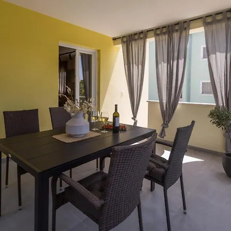 Aquila Premium Private Garden