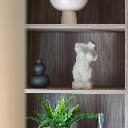 Aquila Premium Private Garden 公寓 *